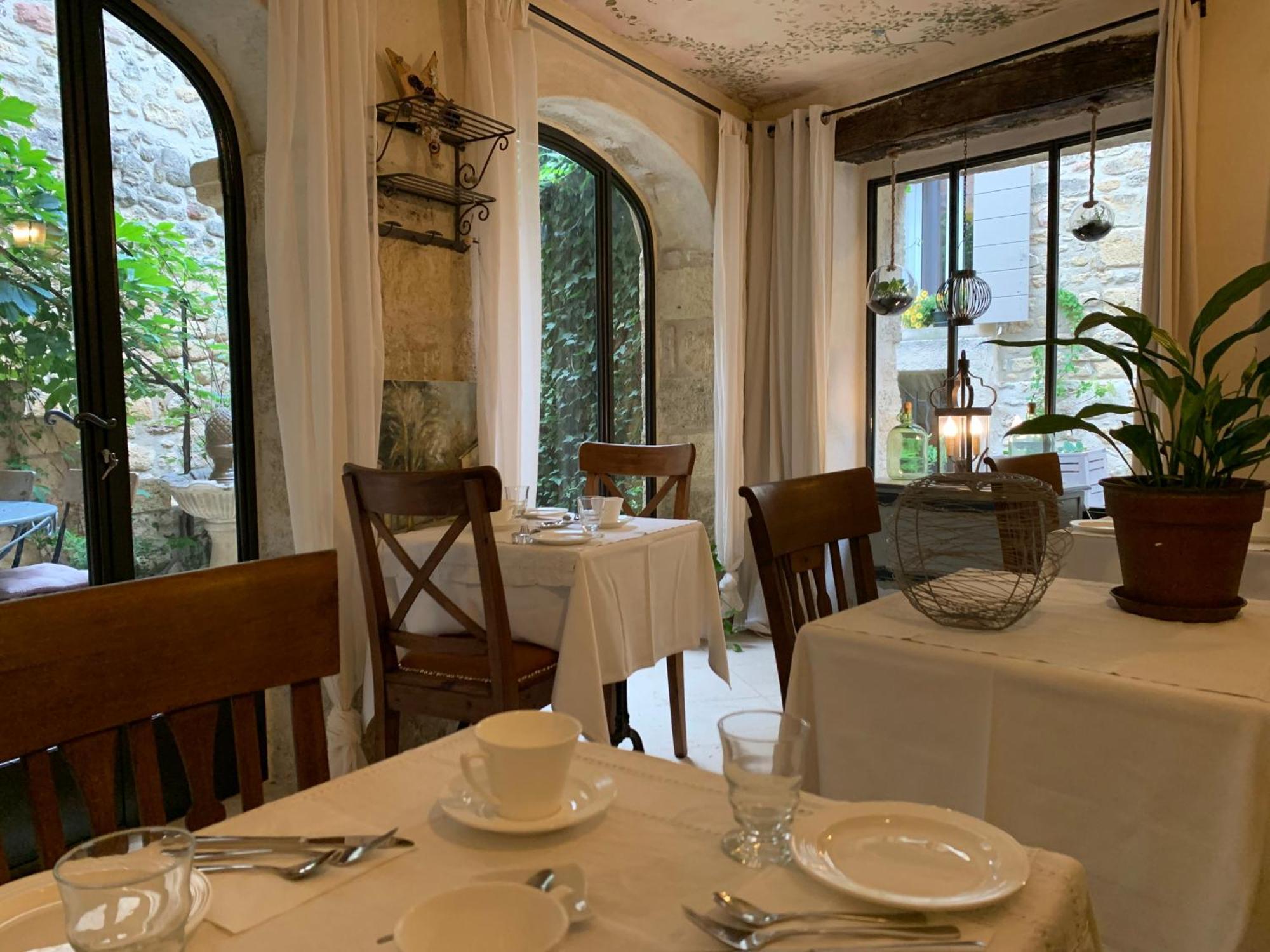 Bed and Breakfast Un Patio en Luberon Ansouis Exterior foto